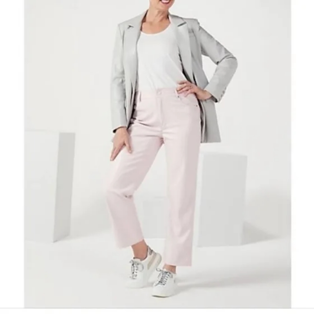 NWT! BADGLEY MISCHKA LILAC/LIGHT PINK STRETCH VEGAN LEATHER CROPPED PANTS